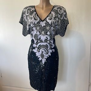 STENAY  V neck Beaded and Sequined, 💯 % Silk size  14” Cocktail Womens DRESS